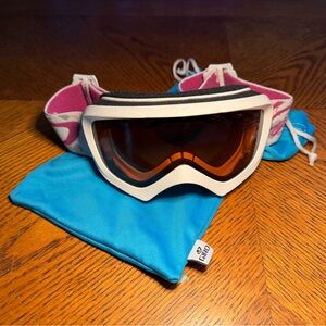 Giro Kids Goggles with Pink and White Frame